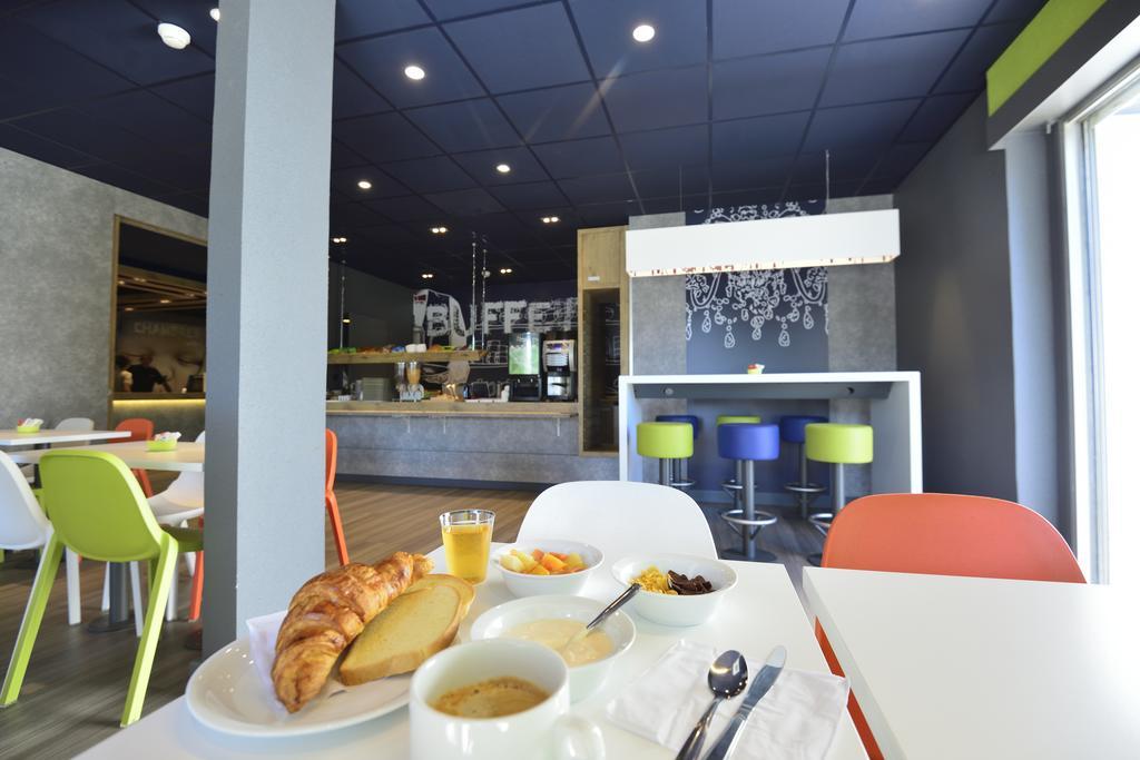 Ibis Budget Pau Lescar Exterior photo