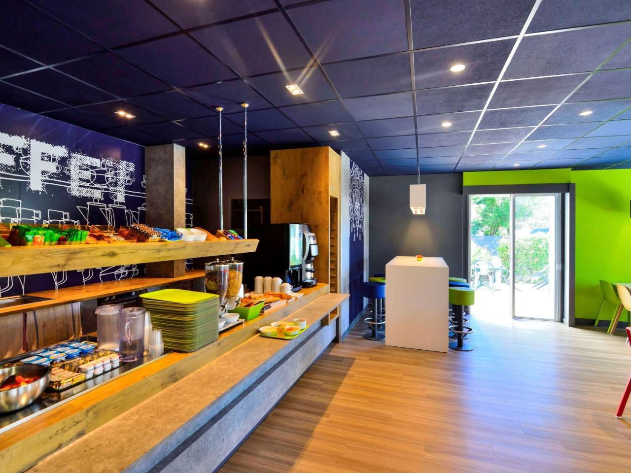 Ibis Budget Pau Lescar Exterior photo